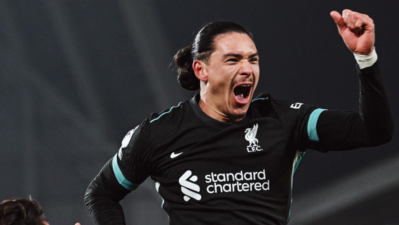 Απόδραση της Λίβερπουλ από την έδρα της Μπρέντφορντ με Νούνιες