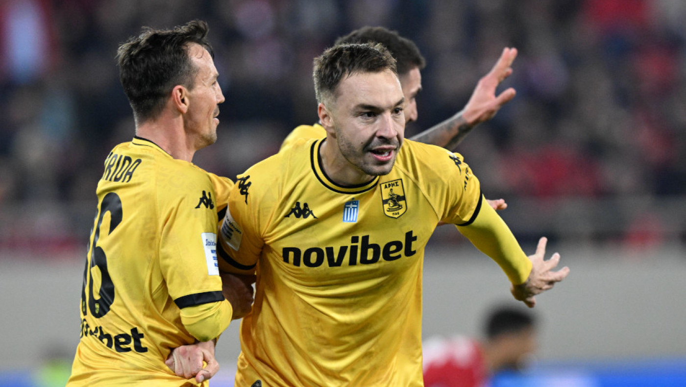 Μόνος του και όλοι τους: Ο Μορόν προσφέρει στον Άρη όσα δεν μπορούν 4 φορ στον ΠΑΟΚ