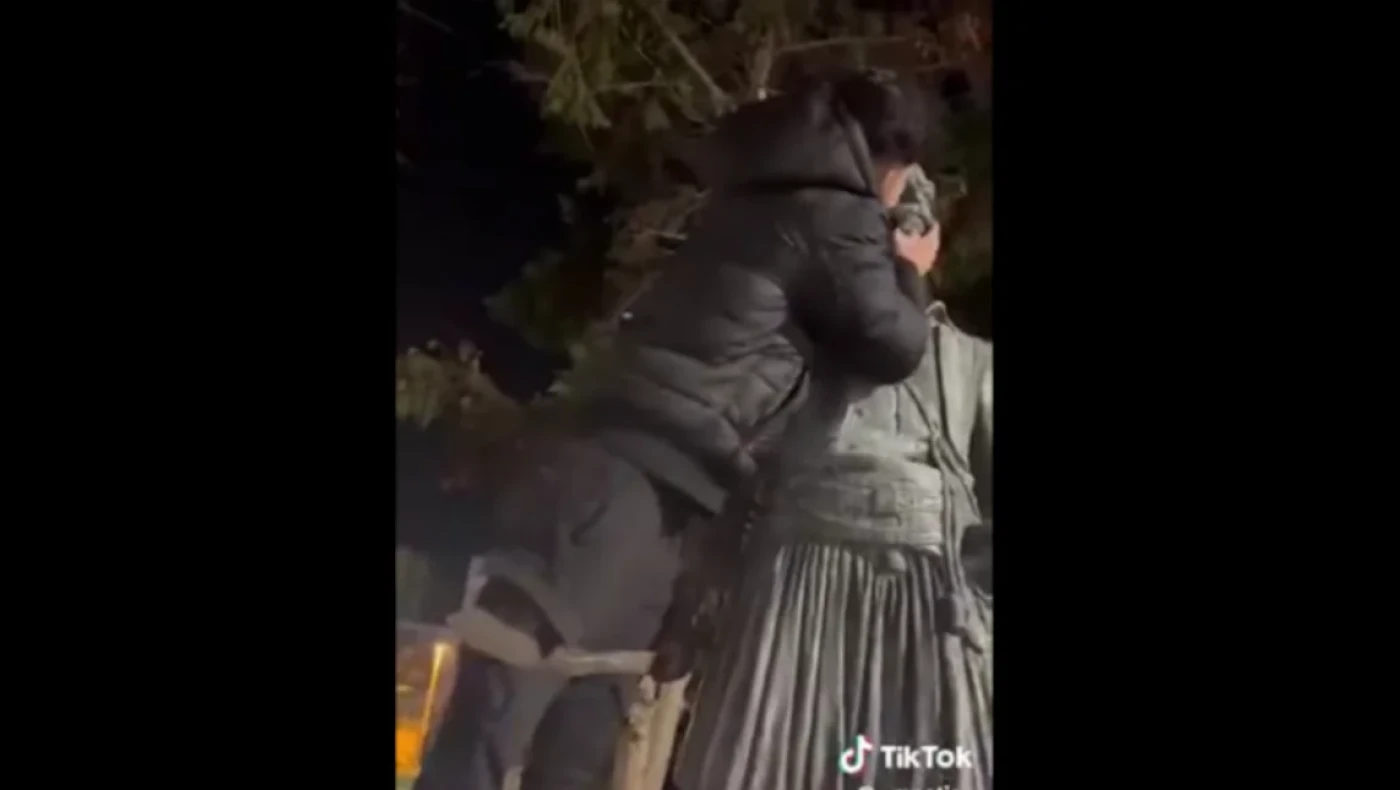 Κορδελιό: Συνελήφθη ο νεαρός που βανδάλισε τον ανδριάντα του Κατσαντώνη