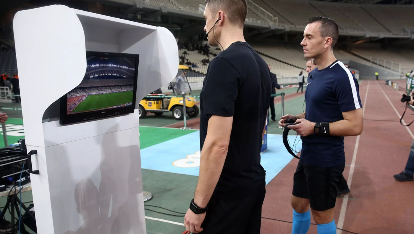 UEFA: To VAR μηδενίζει τα... φαλτσοσφυρίγματα