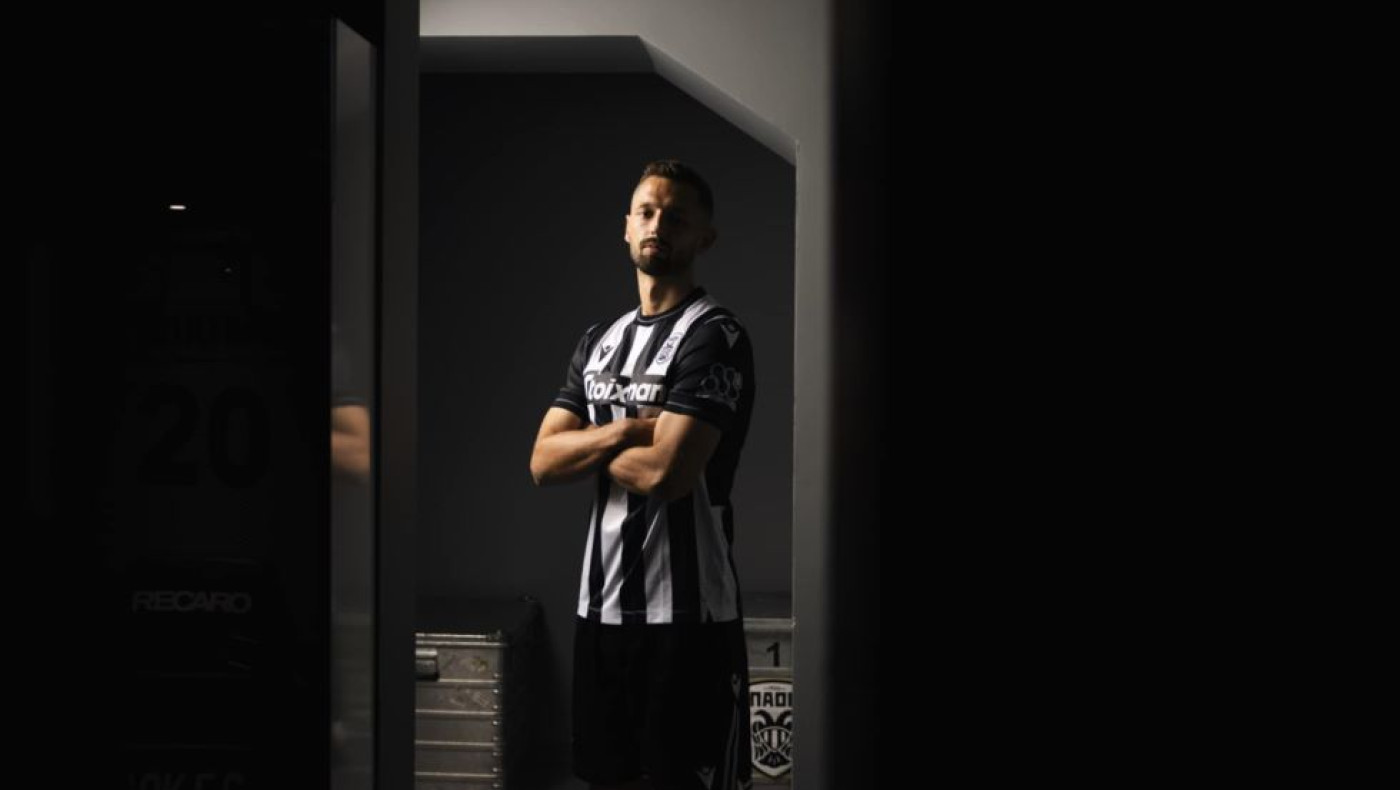 ΠΑΟΚ: Ανακοινώθηκε και φόρεσε την ασπρόμαυρη φανέλα ο Βιετέσκα