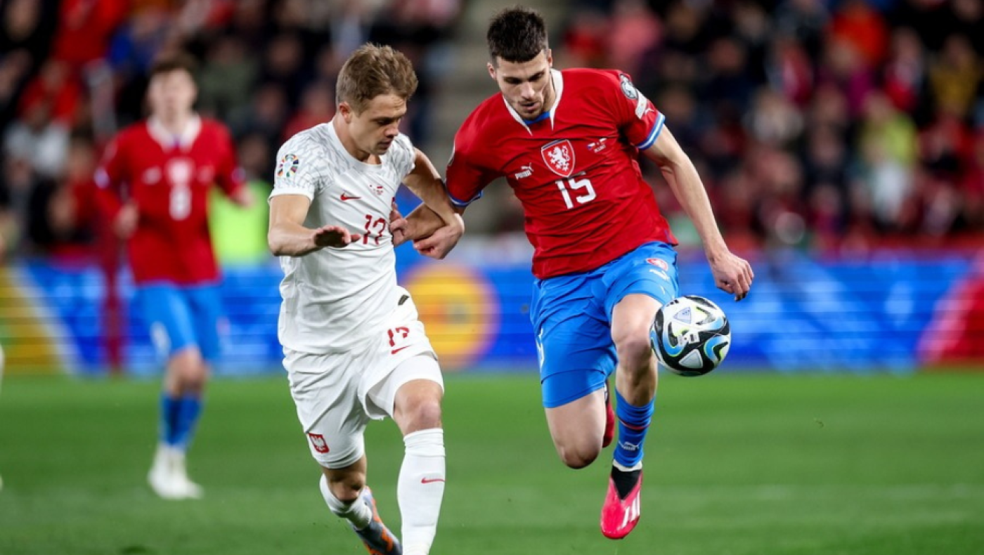 ΠΑΟΚ: Περιμένει απάντηση από Μπενφίκα για Γιουράσεκ!