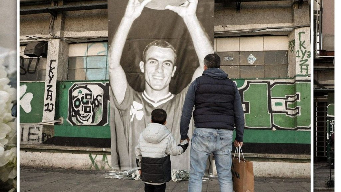 Ο Παναθηναϊκός απέτισε φόρο τιμής στον Μίμη Δομάζο στη Λεωφόρο