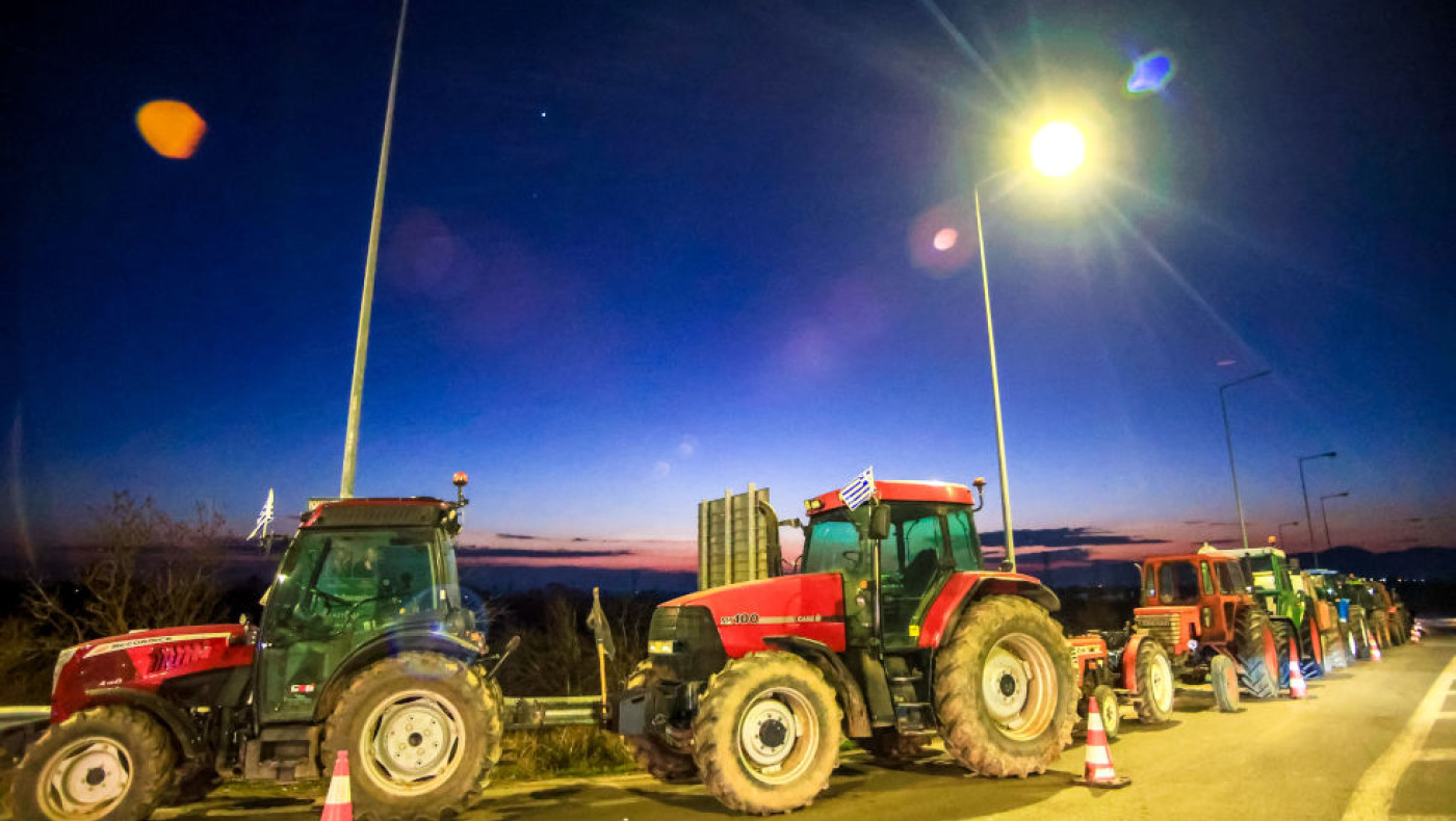 Αγρότες: Ξεκινούν από σήμερα (28/1) συμβολικούς αποκλεισμούς δρόμων