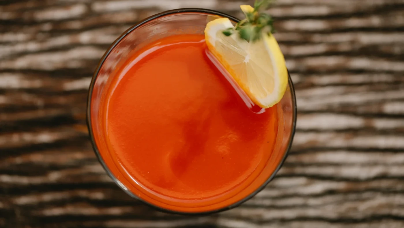 Αυτός ο χυμός μειώνει φυσικά τα επίπεδα της χοληστερίνης