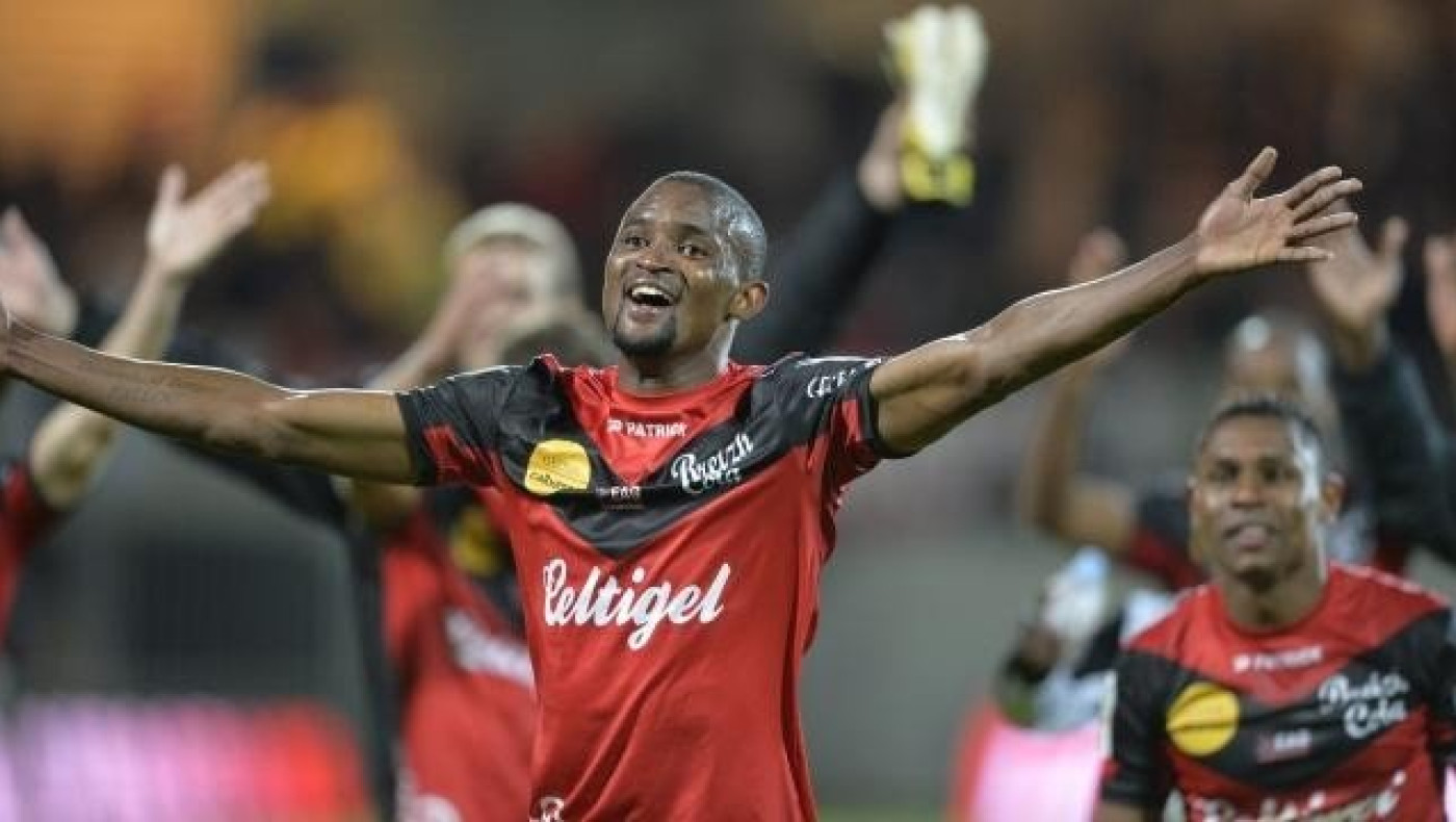 Oύτε στο                  PlayStation τέτοια γκολ!