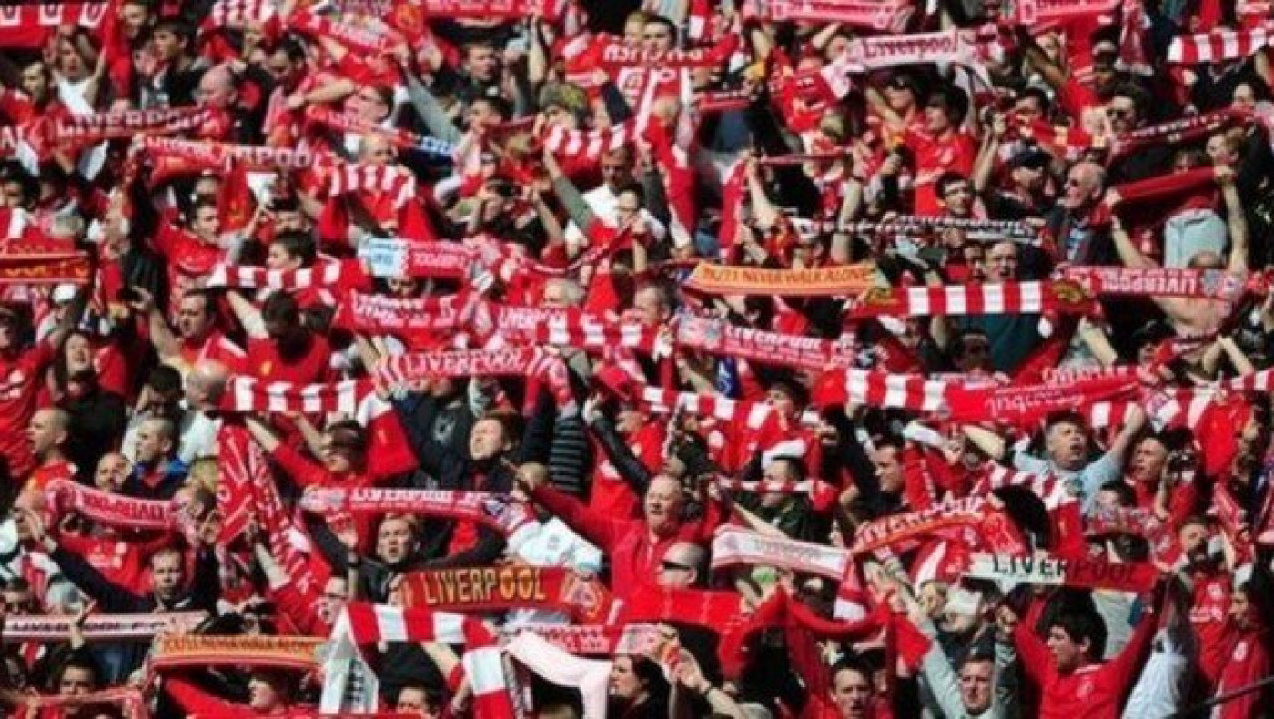 Η αμφιλεγόμενη… τρίτη εμφάνιση της Λίβερπουλ (pics)