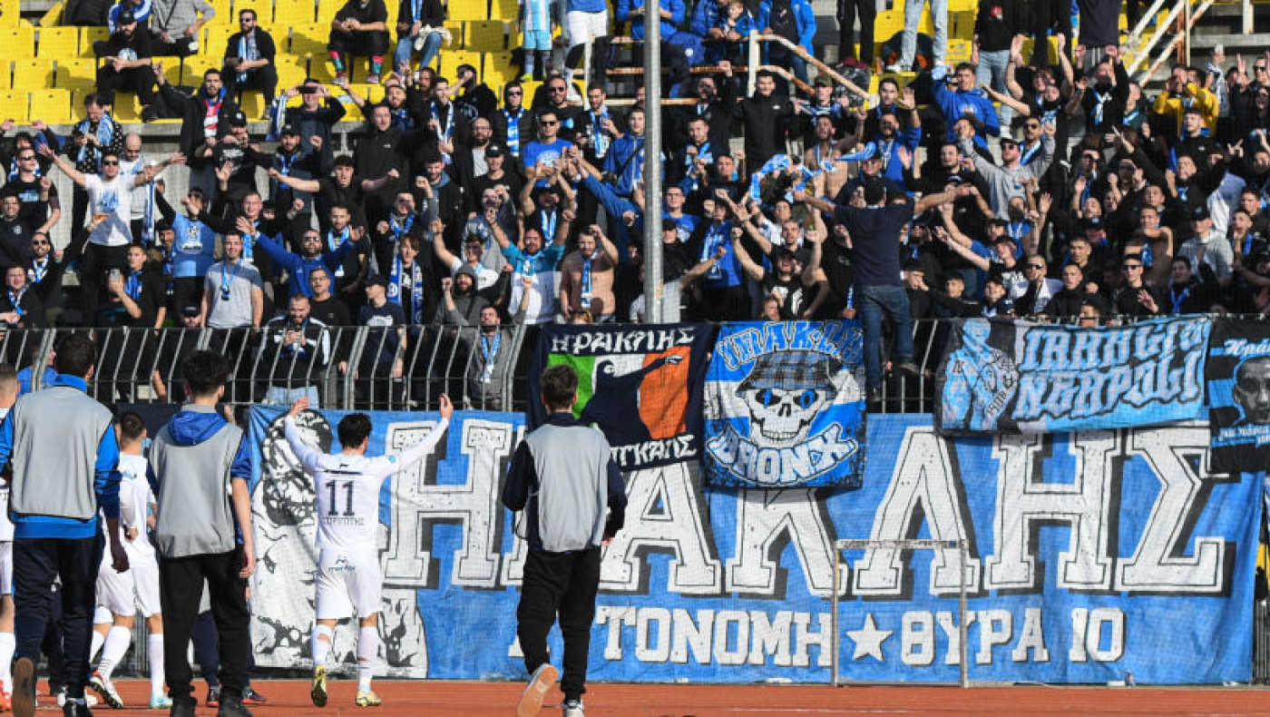 ΠΑΕ Ηρακλής: «Εισβολή μπράβων στα αποδυτήρια»-Κατακεραυνώνει Τσιμπανάκο