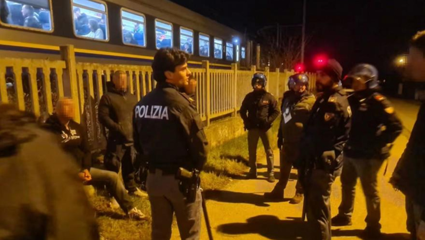 Ενέδρα οπαδών της Ουντινέζε στο τρένο με φίλους της Βενέτσια