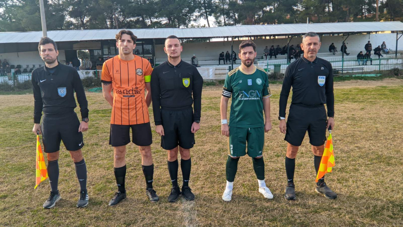 Φωτορεπορτάζ: Υψηλές πτήσεις για τον Μακεδονικό Γέφυρας, επικράτησε της ΕΑ Καρατάσου