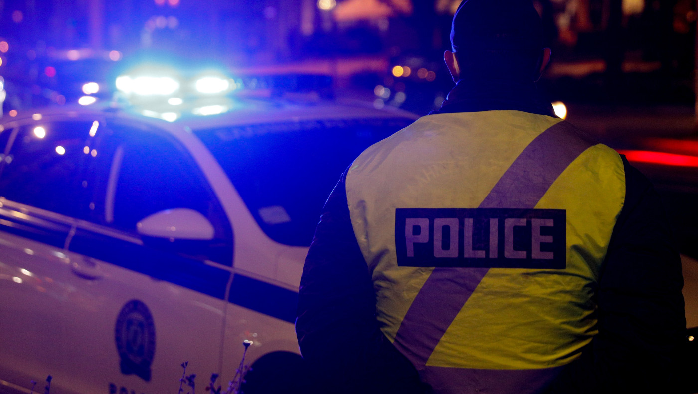 Γνωστός τράπερ κατηγορείται για ενδοοικογενειακή βία – Τα «γυρνά» η σύντροφός του