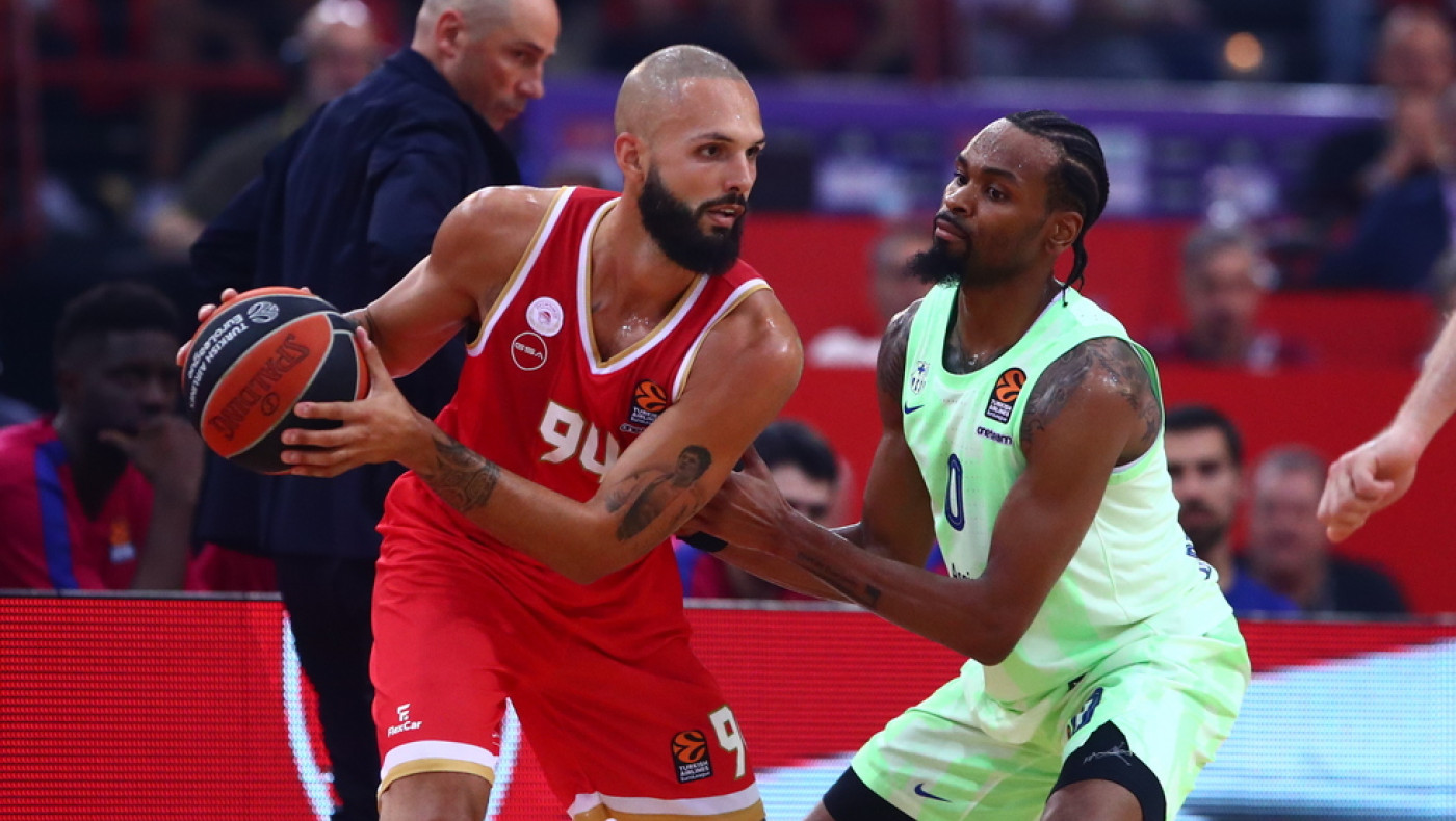 Ευρωλίγκα: Ελλιπής ξανά αλλά φουριόζος ο Ολυμπιακός στη Βαρκελώνη