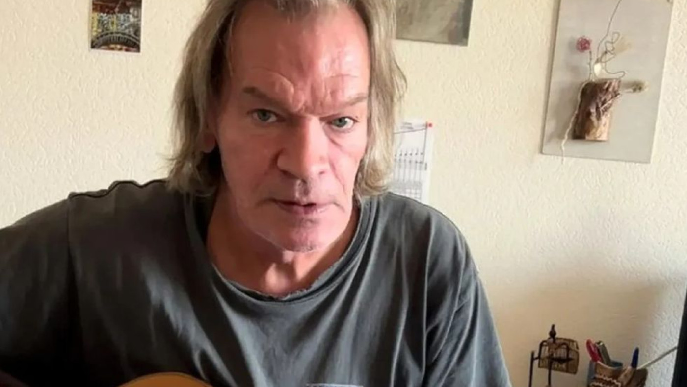 Μυστηριώδης θάνατος: Ρώσος μουσικός επικριτής του Πούτιν έπεσε από το παράθυρο!