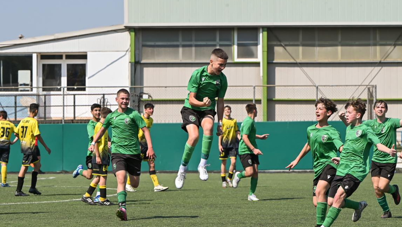 Απονομή τιμητικής διάκρισης  για τα τμήματα  υποδομής του Μακεδονικού