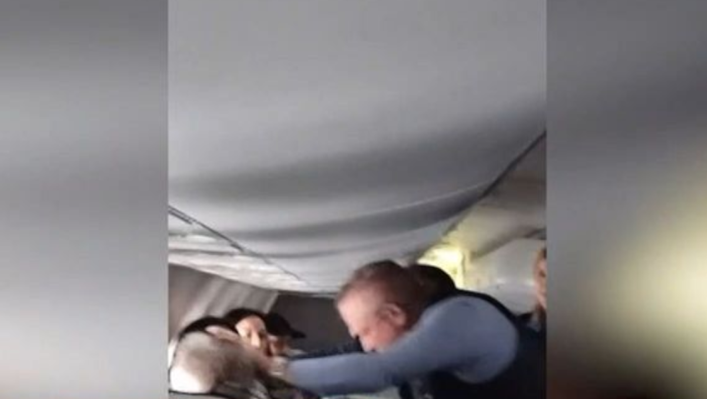 Αθήνα: Πιλότος κατέρρευσε την ώρα της πτήσης