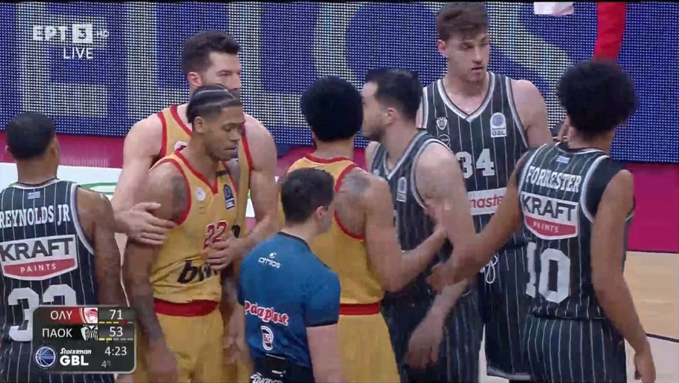 Ολυμπιακός-ΠΑΟΚ: Άναψαν τα... αίματα με Ντόρσεϊ και Κατσίβελη