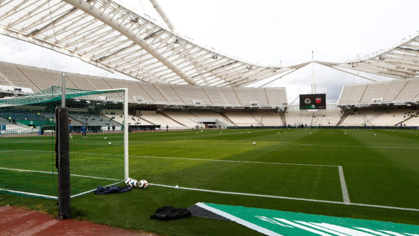 Παναθηναϊκός-Βόλος: Άγρια επεισόδια μεταξύ οπαδών έξω από το ΟΑΚΑ-Ένας σοβαρά τραυματίας!