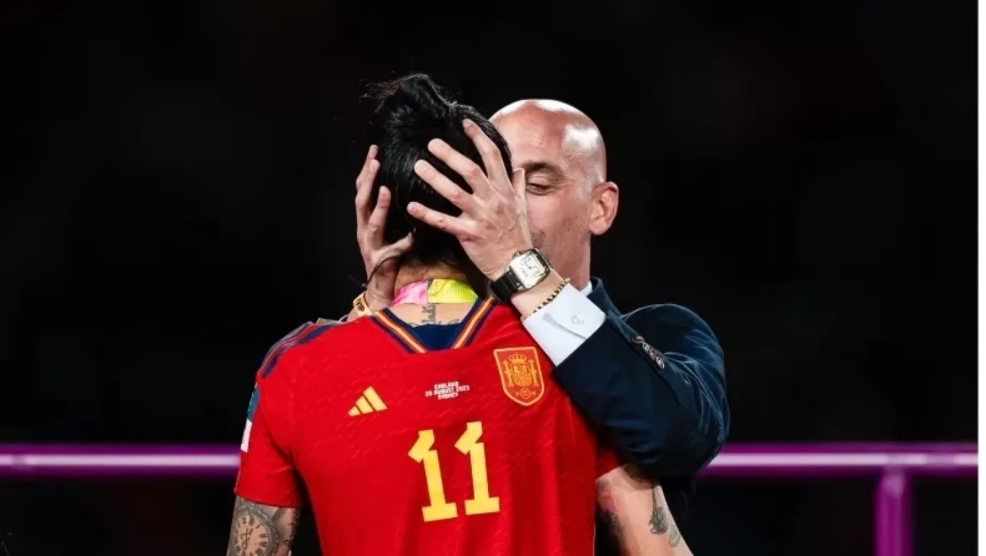 Ρουμπιάλες: Ένοχος για το μη συναινετικό φιλί στην Ερμόσο