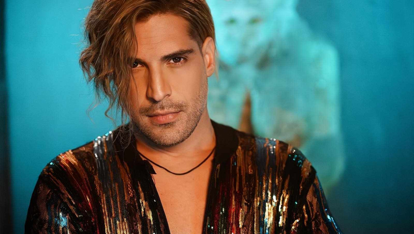 Κωνσταντίνος Παπαδάκης: Κυκλοφόρησε το νέο του τραγούδι που έχει κάνει θραύση στο TikTok!