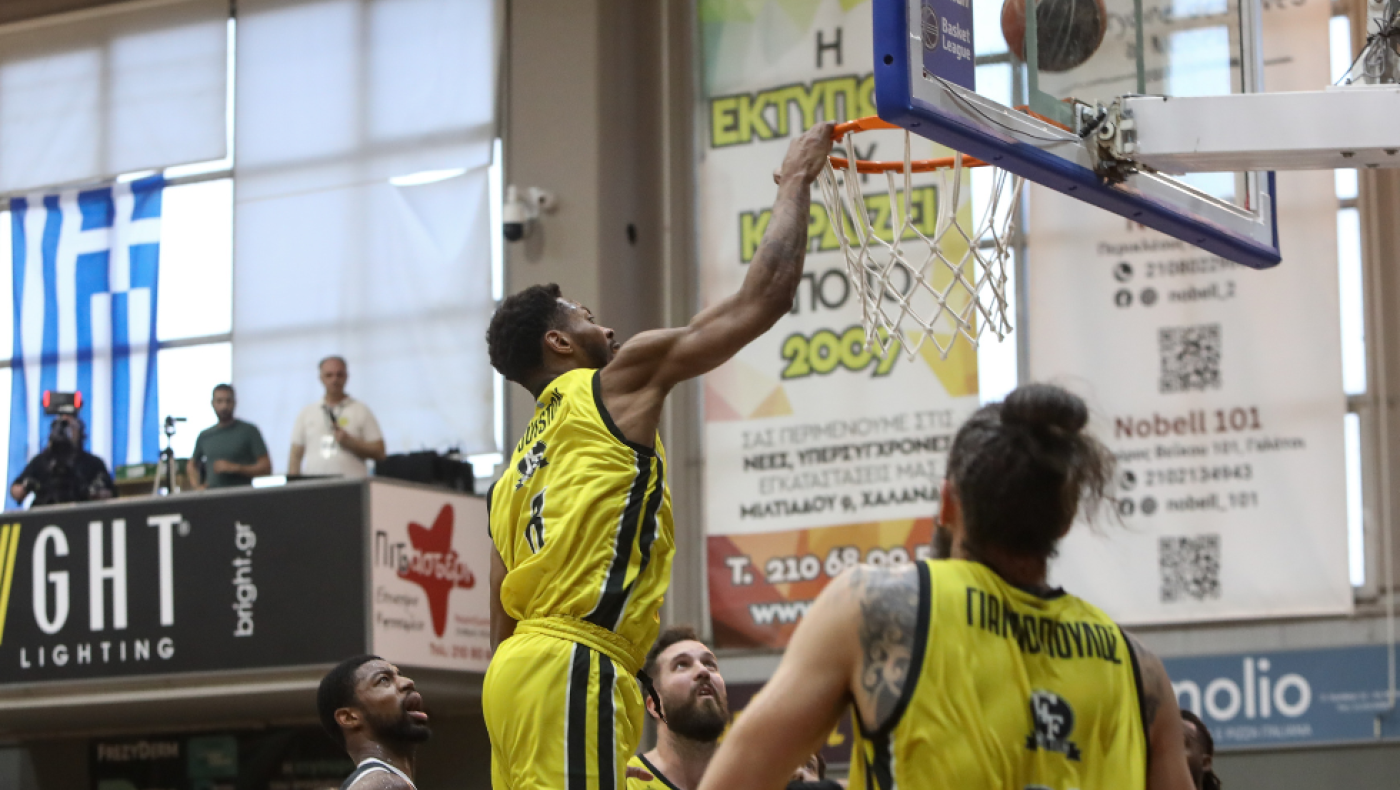 Τι συμβαίνει με τον Σακούρ Τζούστον, τον Άρη και το Περιστέρι