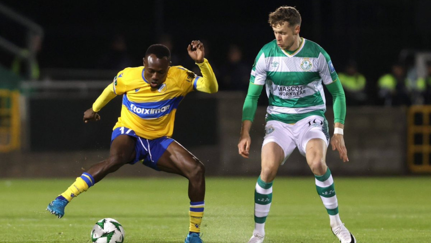 Μάντζιος: «Μιλούν» οι έδρες σε δύο γήπεδα