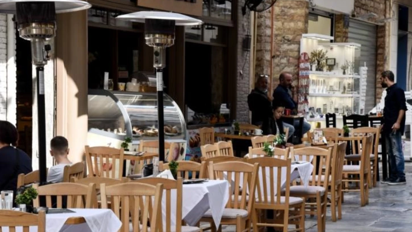 MyStreet: Έρχεται νέα εφαρμογή καταγγελιών για τα τραπεζοκαθίσματα σε δημόσιους χώρους