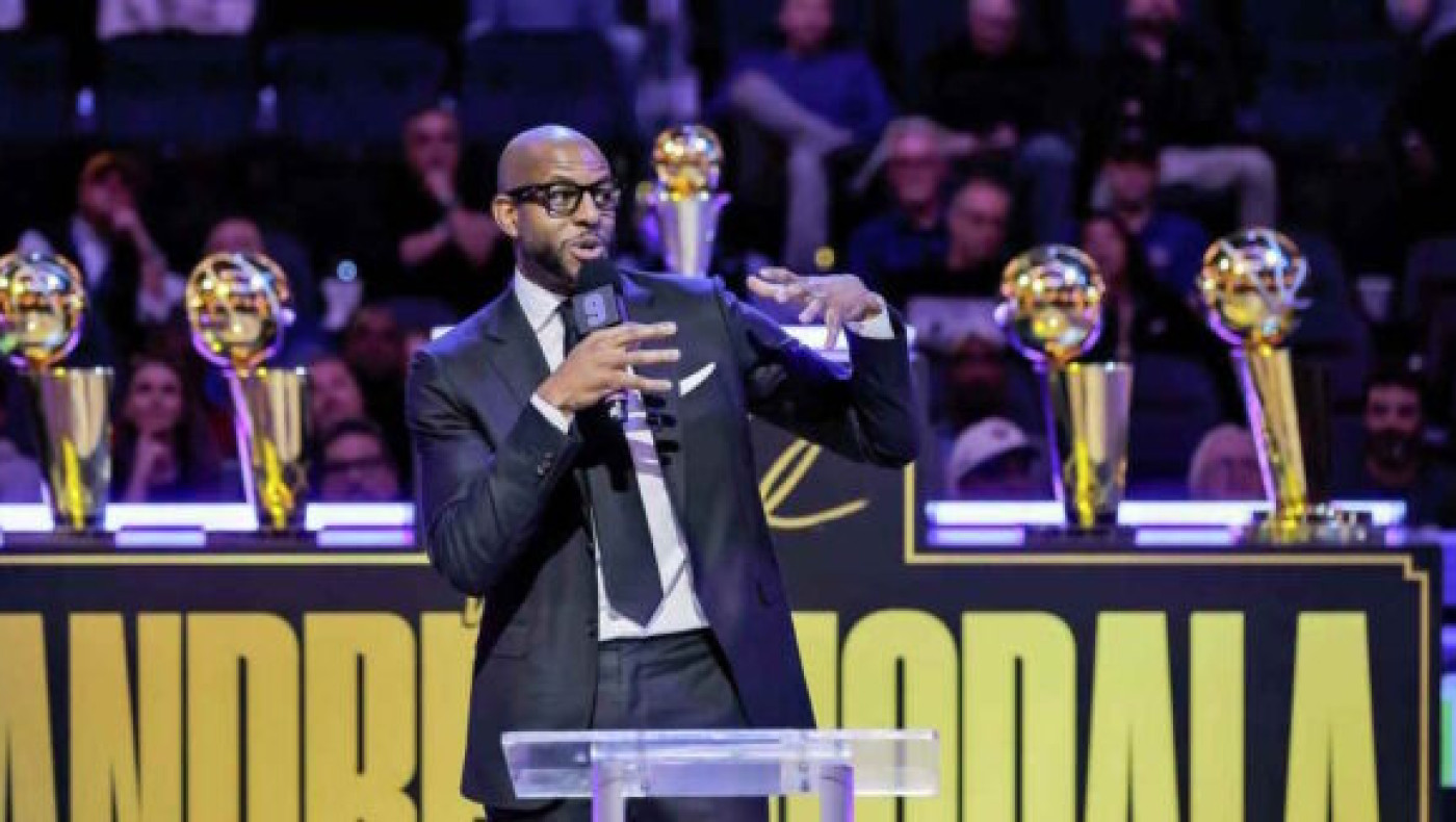 Ουόριορς: Απέσυραν την φανέλα του Ιγκουοντάλα