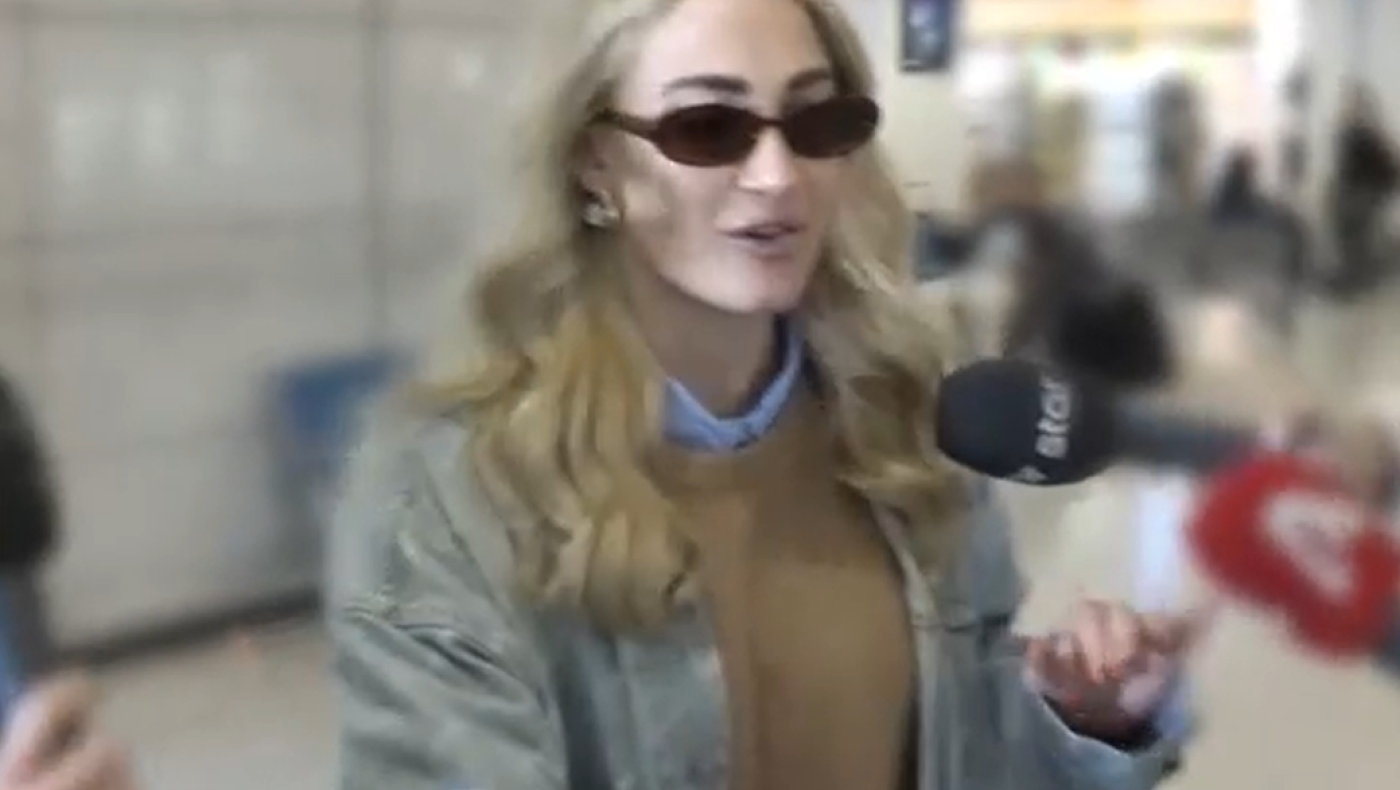 Τούνη:  «Θα απαντήσω, με καταπιέζετε»