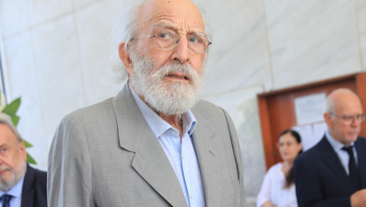 Καταδίκη Λυκουρέζου-30 μήνες με αναστολή για οφειλές σε πρώην εργαζόμενους του (vid)