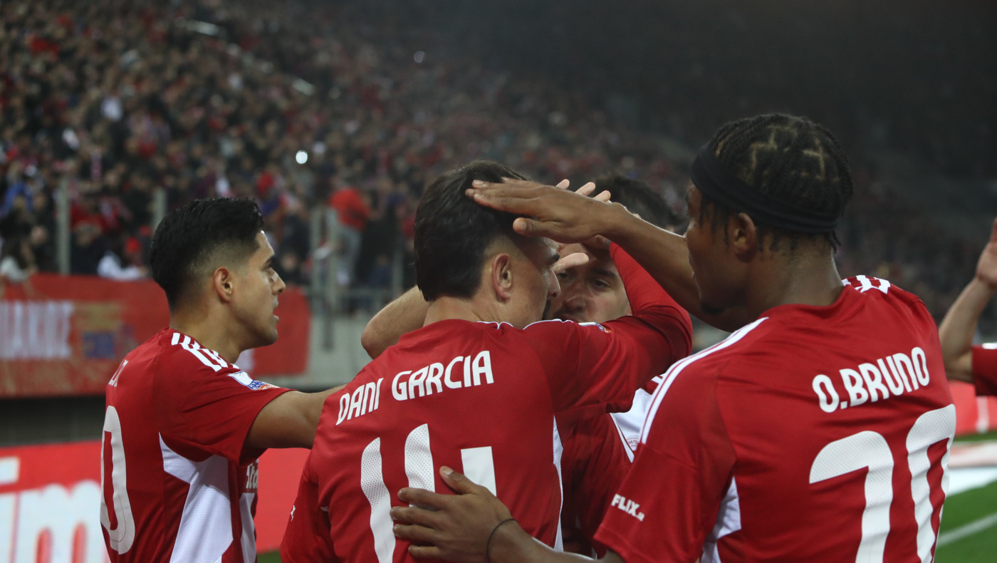 Η αποθέωση της Marca για την εξάρα του Ολυμπιακού στην ΑΕΚ