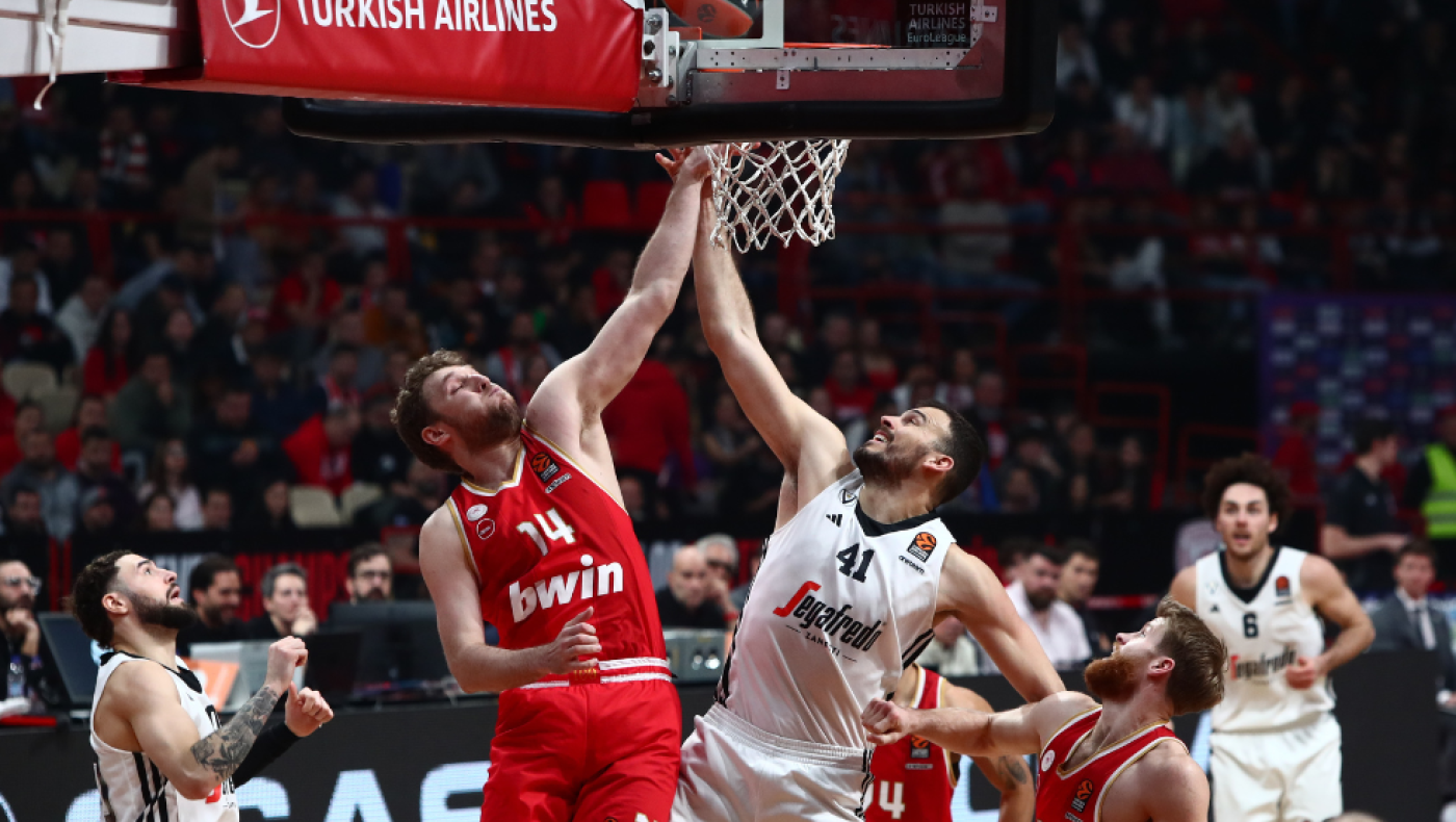 Ολυμπιακός: Με νίκη κόντρα στην Μπολόνια, ανοίγει την «ψαλίδα»