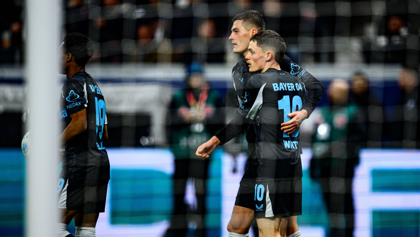 Σαρωτική μέσα στη Φρανκφούρτη η Λεβερκούζεν