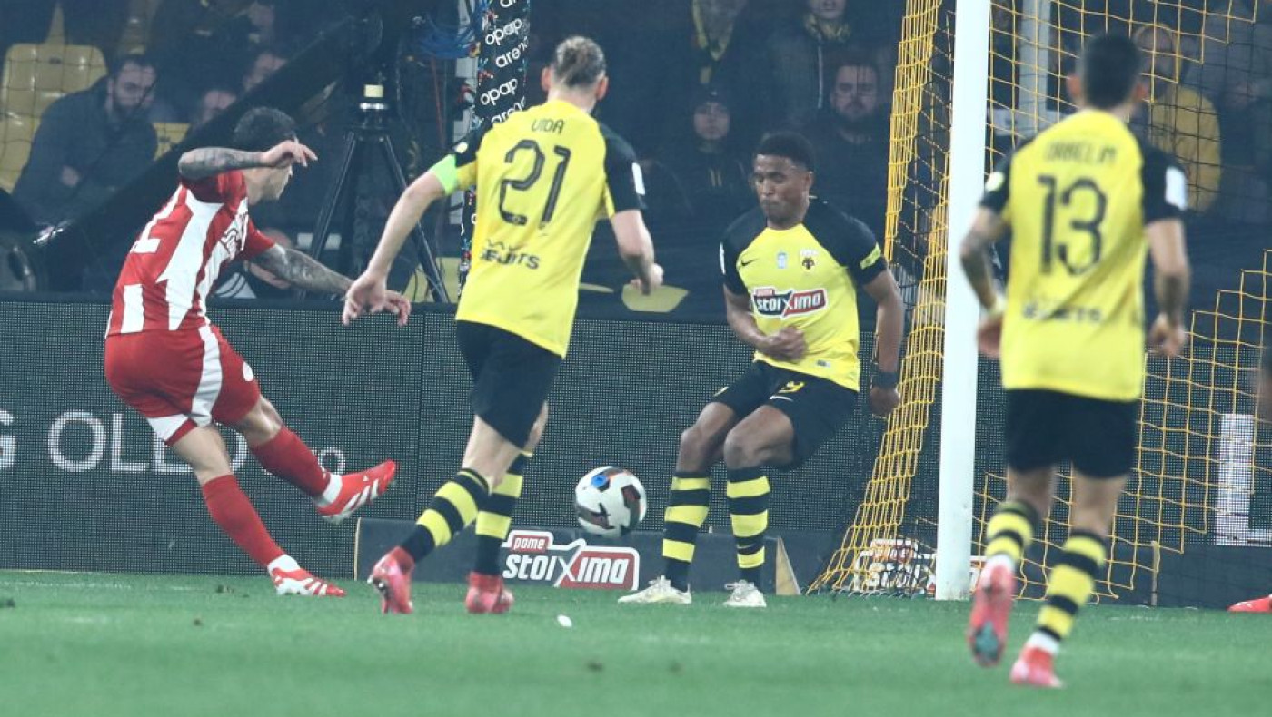 Super League: Μεγάλωσε τη διαφορά ο Ολυμπιακός-Αυτή είναι η βαθμολογία