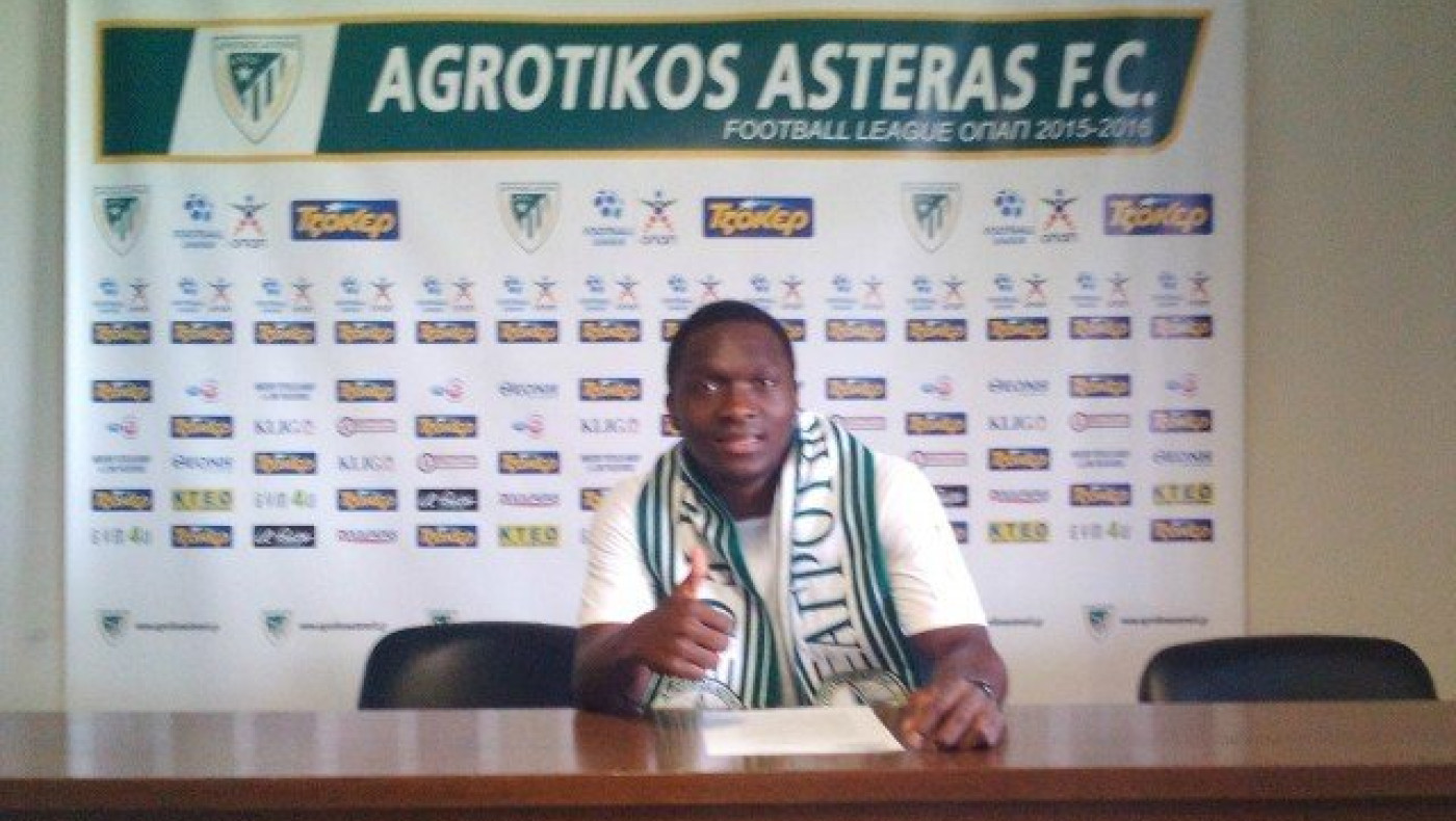 Υπέγραψε ο Πάτο στον                Αγροτικό Αστέρα