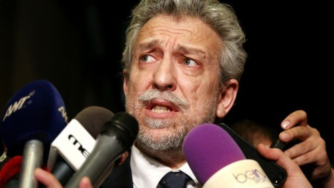 Ποιος καθοδηγεί τη «συμμορία»  και τι επιδιώκει η «παράγκα»;