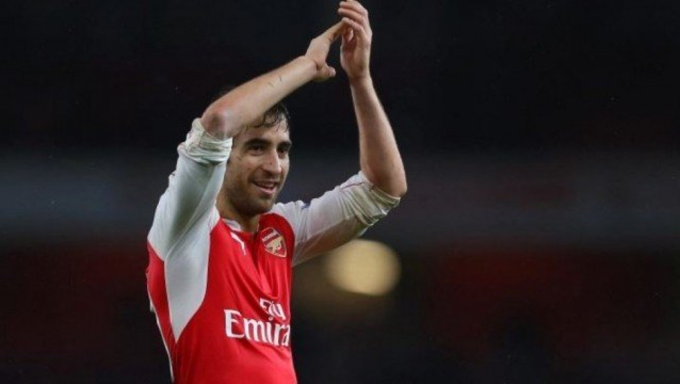 «Βλέπει»        Φλαμινί       η       Κρίσταλ     Πάλας