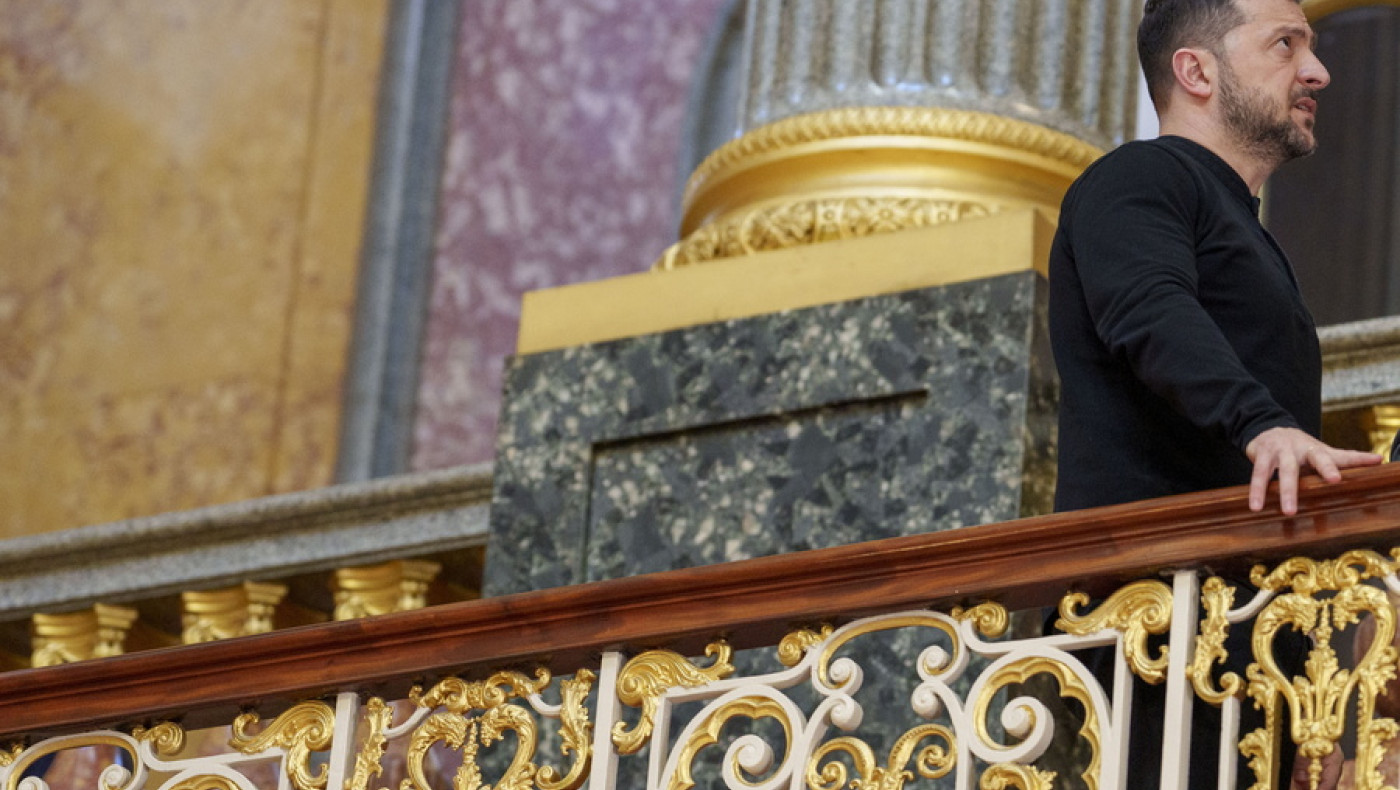 Ουκρανία: Παρασκηνιακές συζητήσεις Τραμπ για την ανατροπή Ζελένσκι