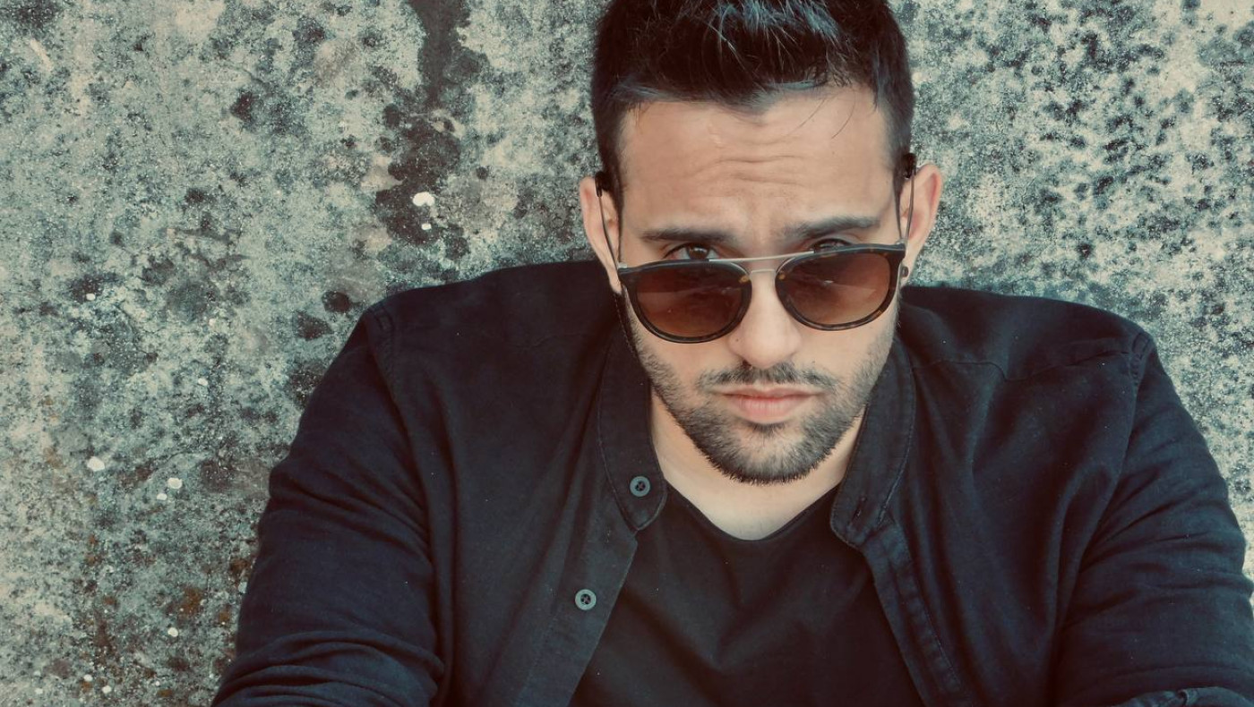 Ο Νεκτάριος Γιαννακόπουλος ετοιμάζει νέο τραγούδι με τίτλο «Σαββατόβραδο»