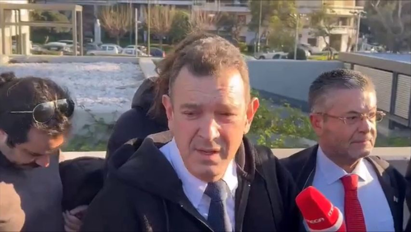 Βουλευτής της Νίκης: Αφέθηκε ελεύθερος μετά τους βανδαλισμούς στην Πινακοθήκη