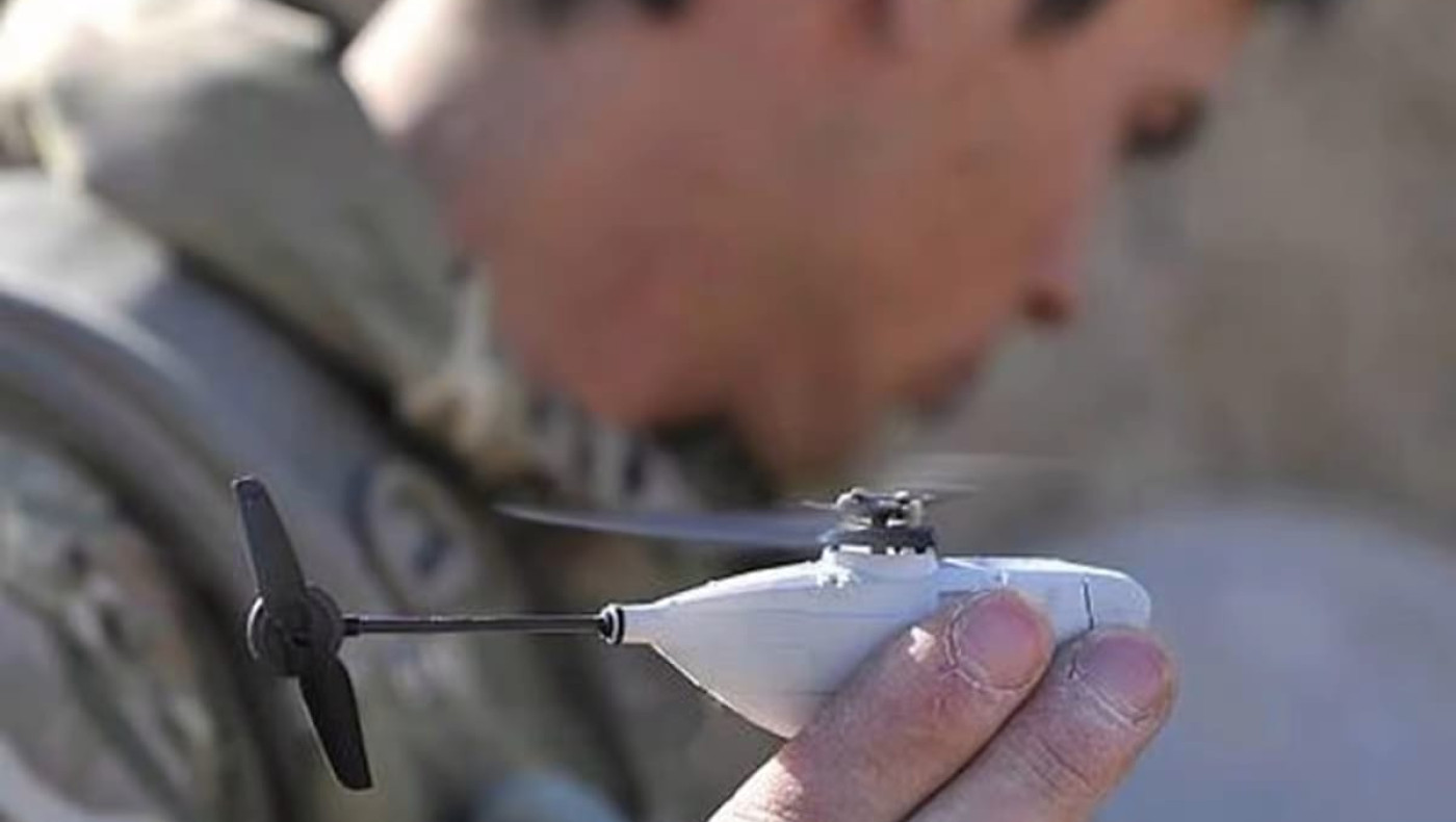 Ένοπλες Δυνάμεις: Ποια είναι τα «drones-ψείρες» με τα οποία εξοπλίζονται