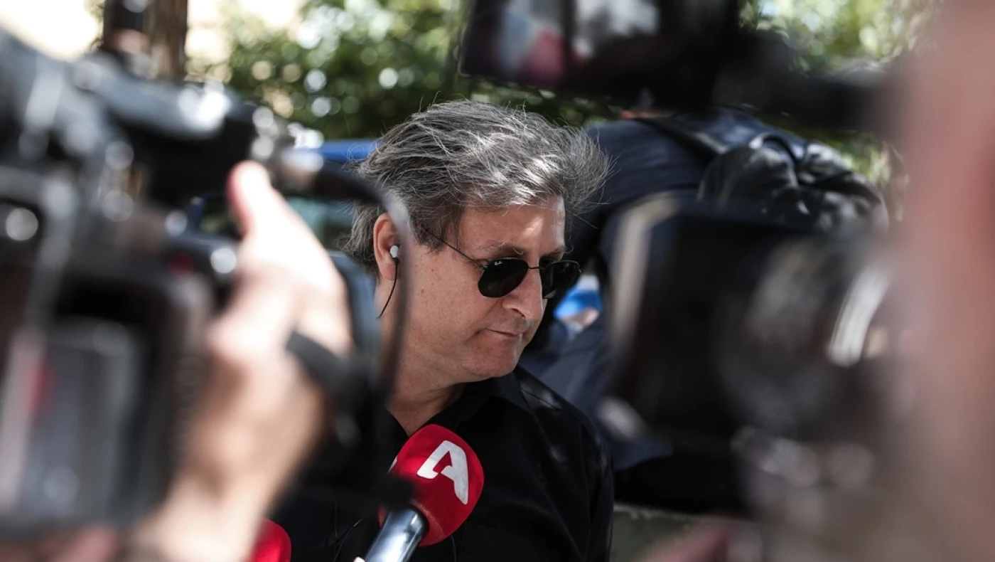 Νίκος Κουρής: «Έμαθα στα 35 μου ότι είμαι γιος του Μίκη-Μου απαγόρευσαν να πάω στην κηδεία»