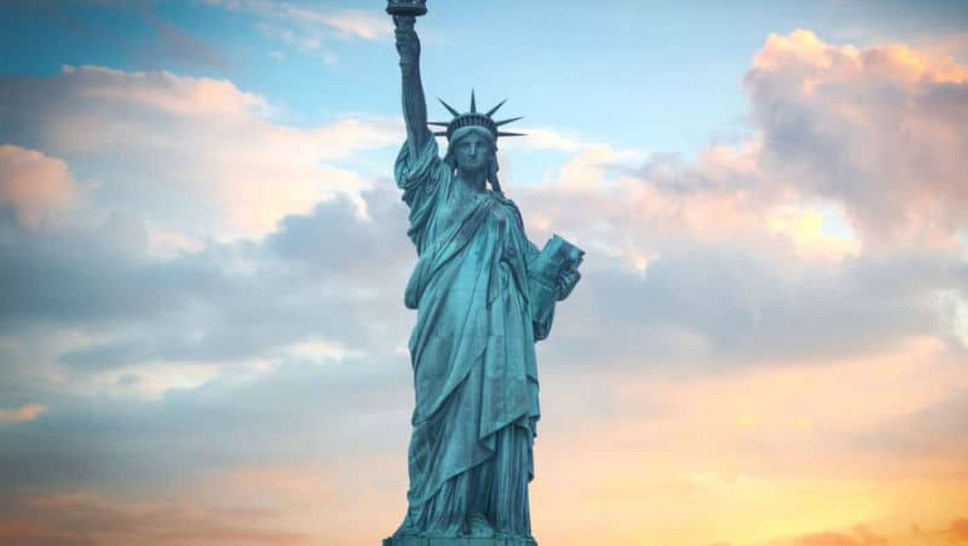 Γάλλος ευρωβουλευτής: «Επιστρέψτε μας το Άγαλμα της Ελευθερίας!»