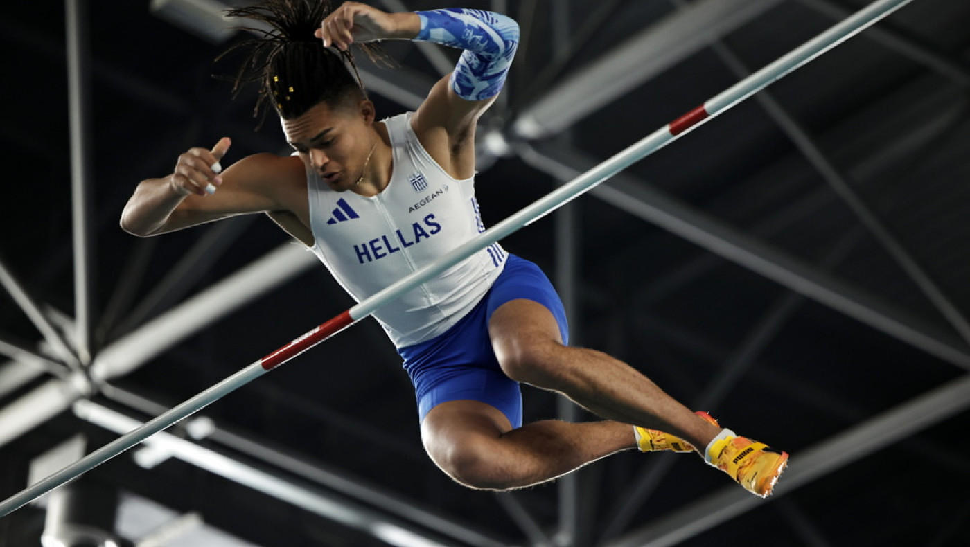 Παγκόσμιο Στίβου: Τρομερός ο Καραλής πήρε το αργυρό μετάλλιο με άλμα στα 6,05!