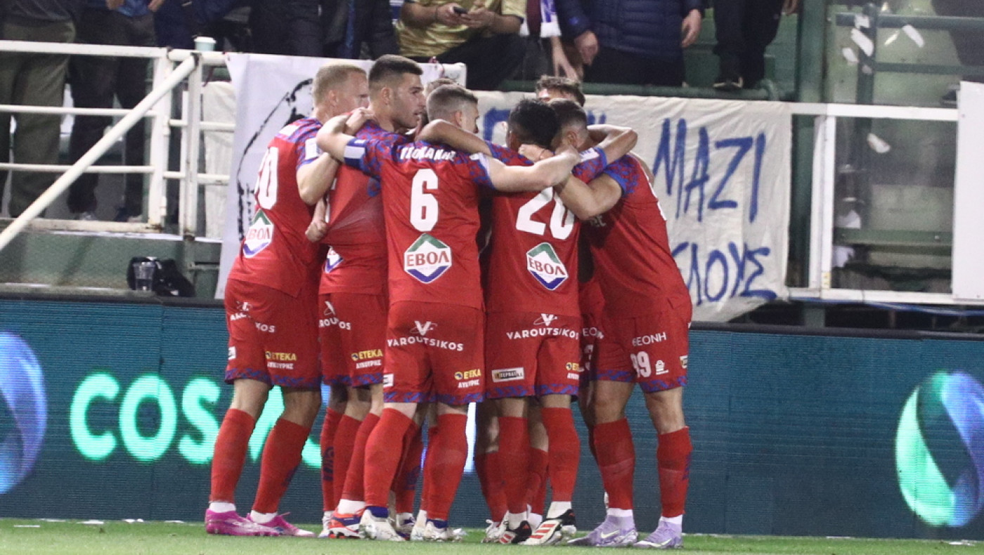 Athens Kallithea-ΝΠΣ Βόλος: Οι Θεσσαλοί παίρνουν προβάδισμα με αυτογκόλ του Εντιαγέ