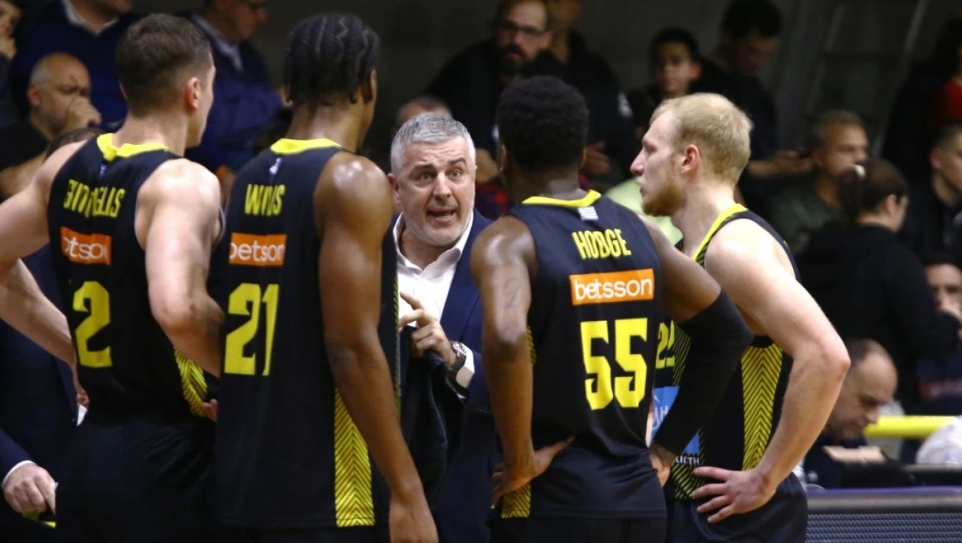 Άρης: Χωρίς Γκιουζέλη και Χοτζ με Περιστέρι