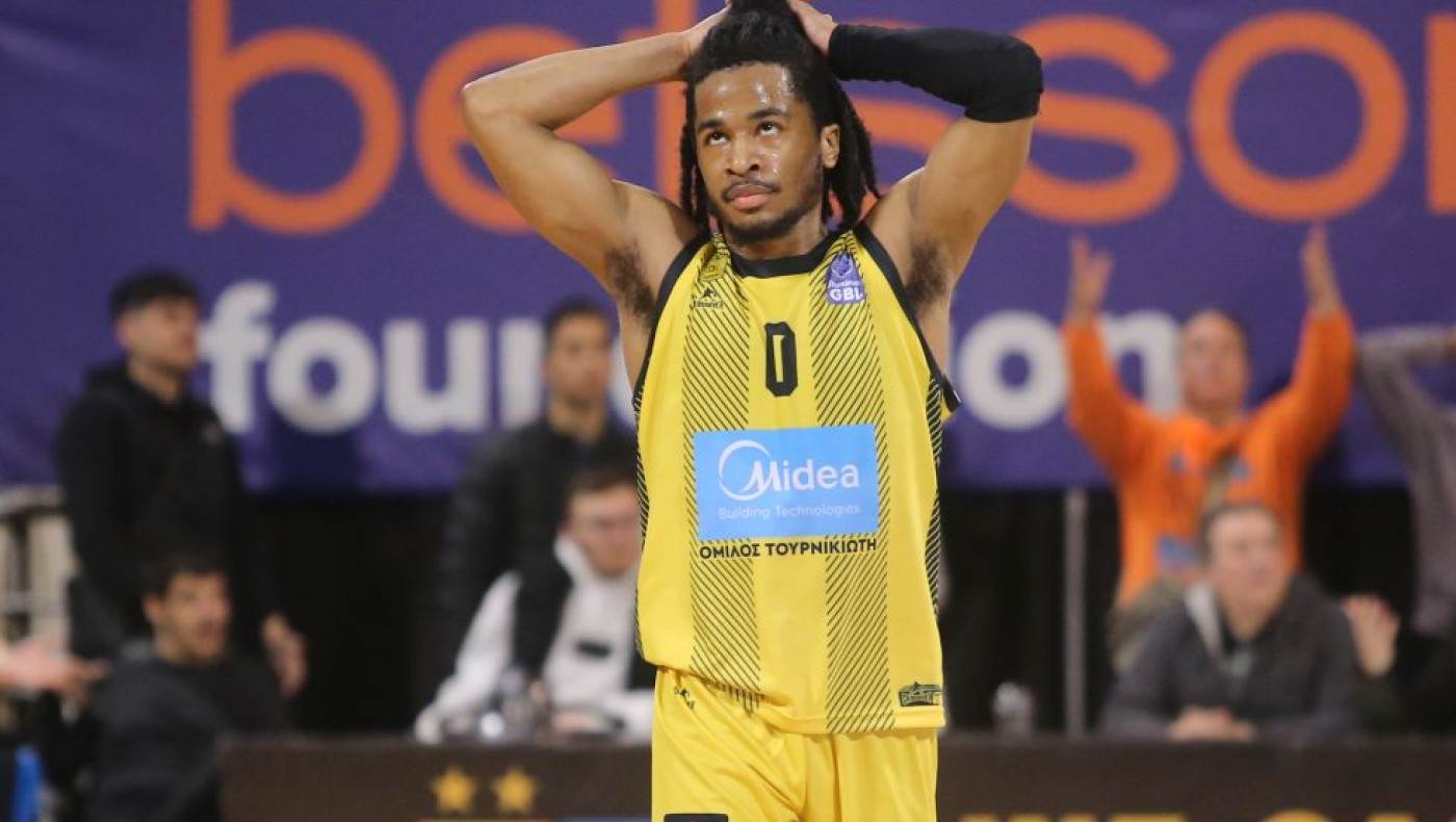 Άρης-Περιστέρι: Καταδικαστική ήττα, εκτός 8άδας οι «κιτρινόμαυροι»