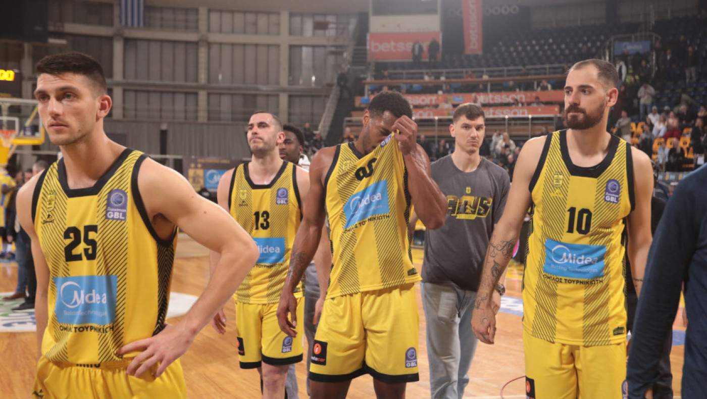 Άρης: «Καμπάνα» για τα υβριστικά συνθήματα στο ματς με το Περιστέρι