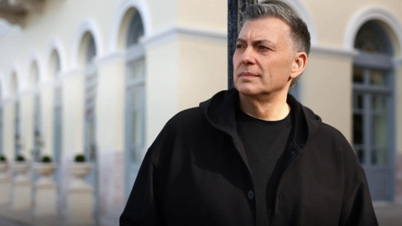 «Να γυρίσεις που»: Το νέο τραγούδι του Νίκου Μακρόπουλου