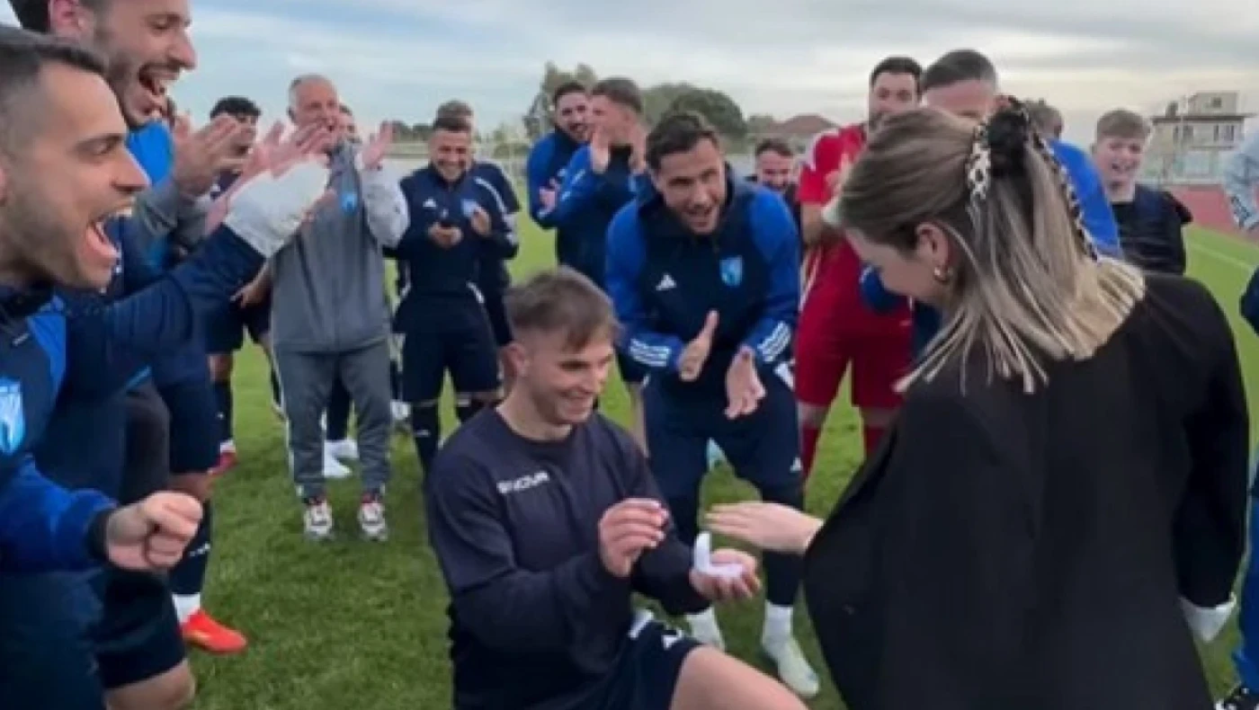 Πύργος: Παίκτης πανηγύρισε το νταμπλ κάνοντας πρόταση γάμου (vid)