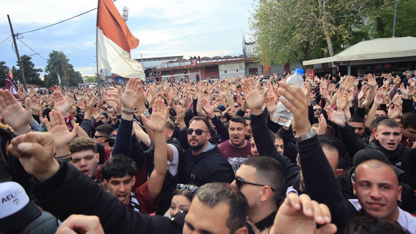 «Μεθυσμένη πολιτεία» η Λάρισα